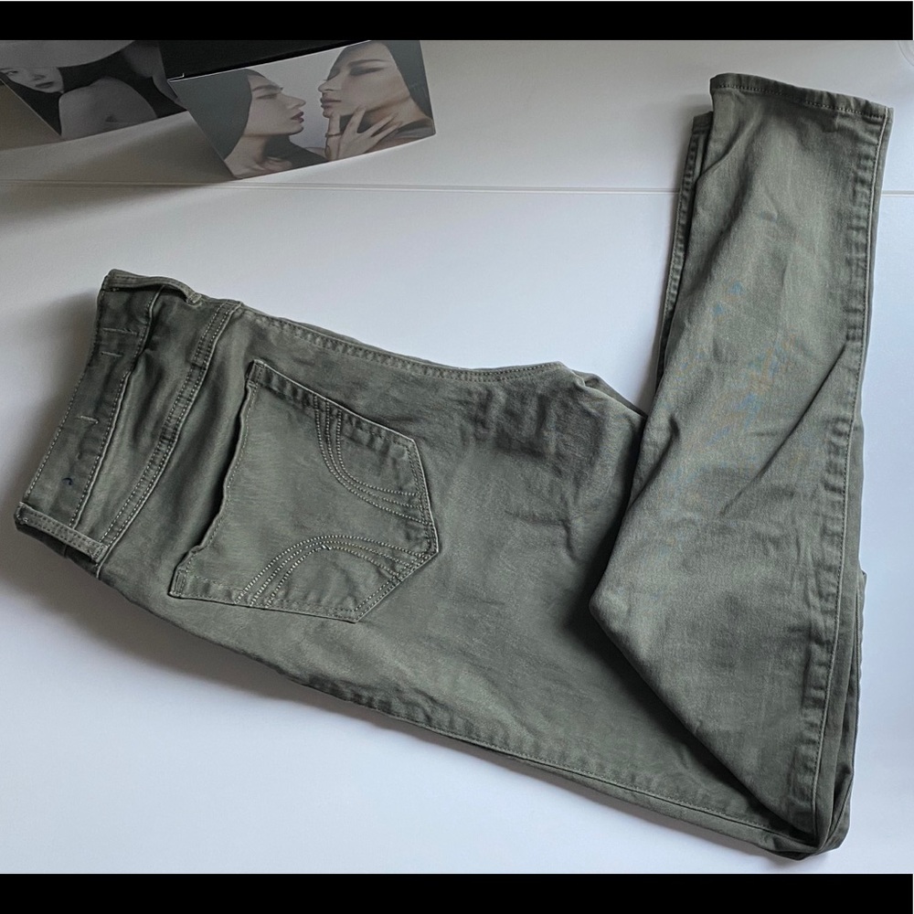 Hollister High Rise Super Skinny Jeans